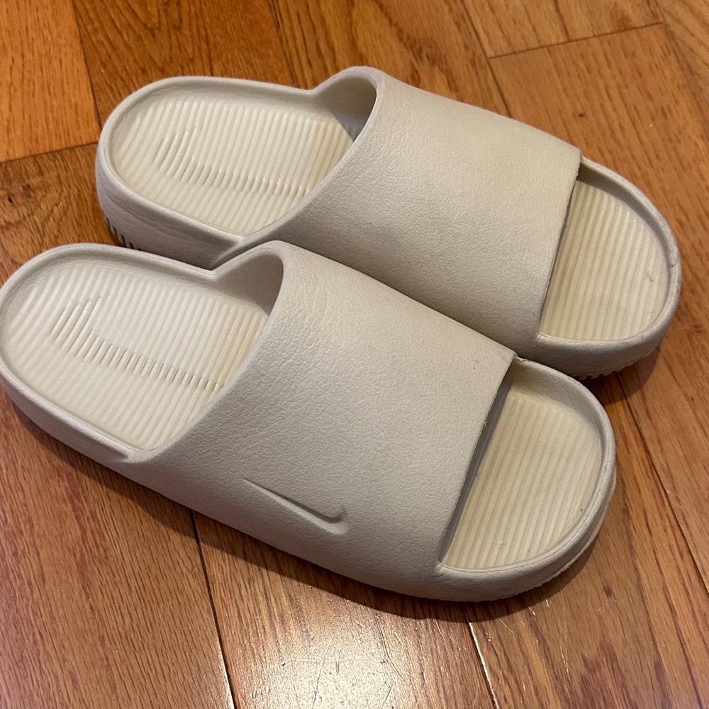 Nike Cream/White Slide Sandals